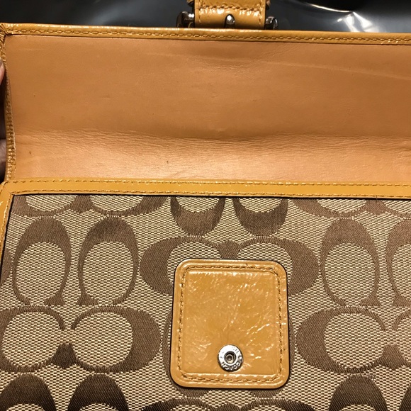 RARE Vintage authentic COACH Signature Wallet Tri Fold Tan / Brown Leather - Picture 4 of 11